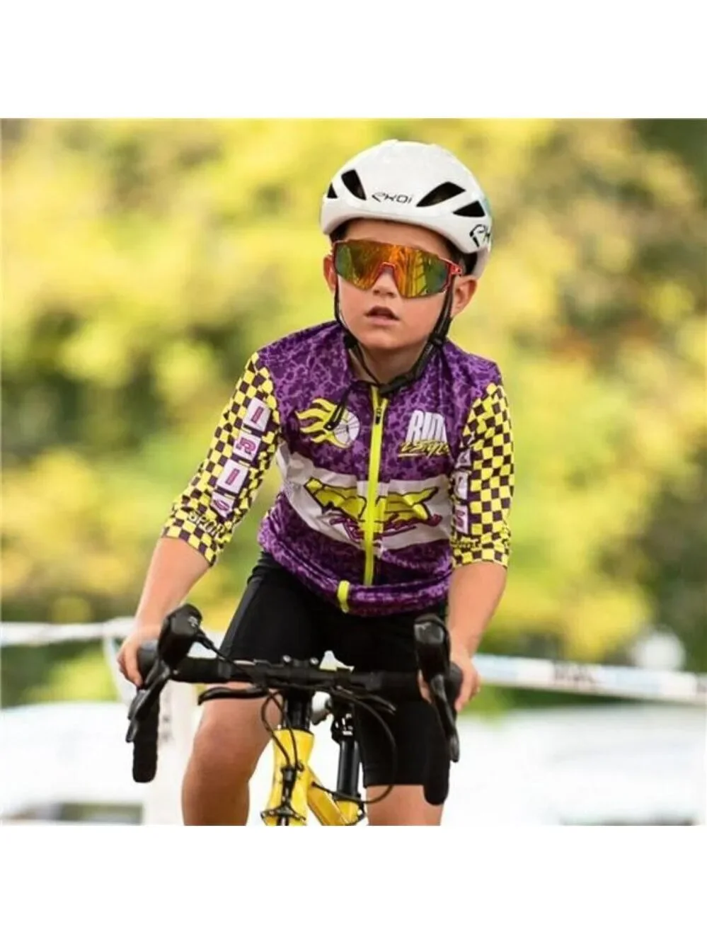 Kids Baseball Sports Sunglasses UV400 Boys Girls Ages 6 12 Lightweight Wrap